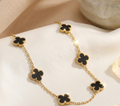 Collier pendentif trèfle à quatre feuilles