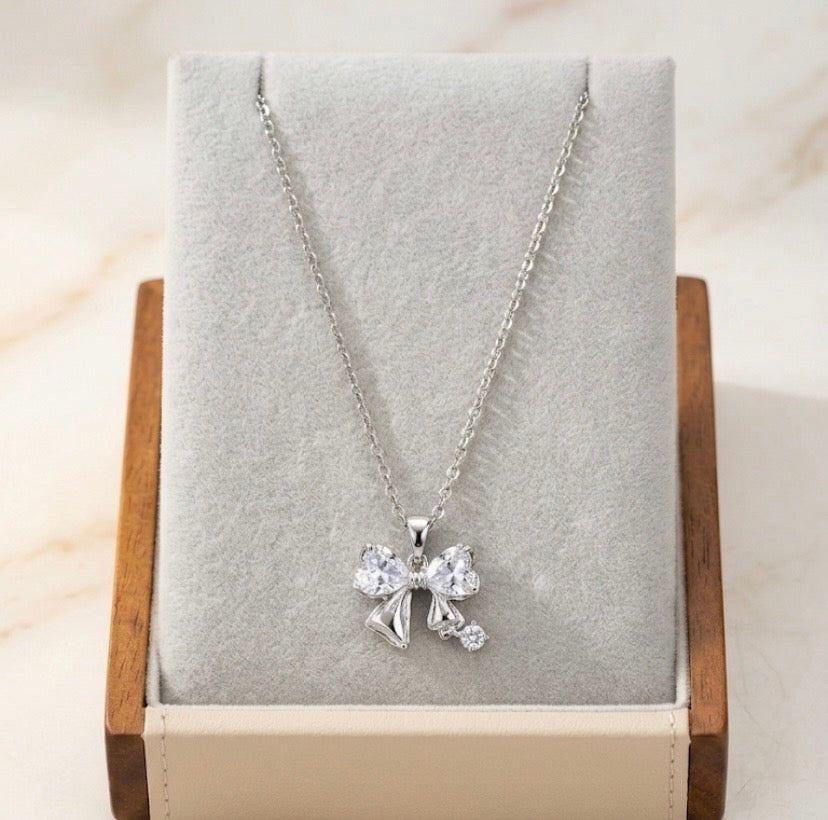 Collier papillon